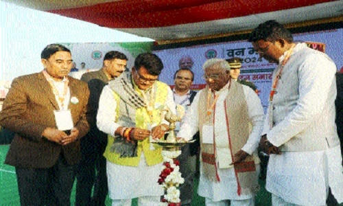 Governor for massive plantation to ensure environmental prosperity - Vimarsana News