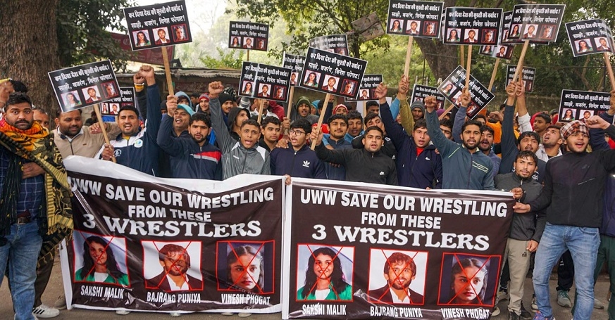 NEW TWIST Wrestlers protest