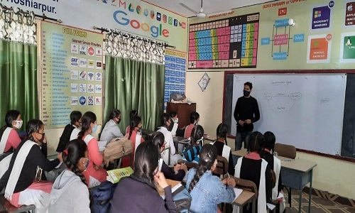 Conduct 'School Connect' drive State Government to universities - Vimarsana News