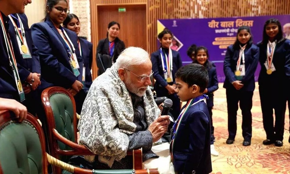 PM pitches for equipping youngsters with skills