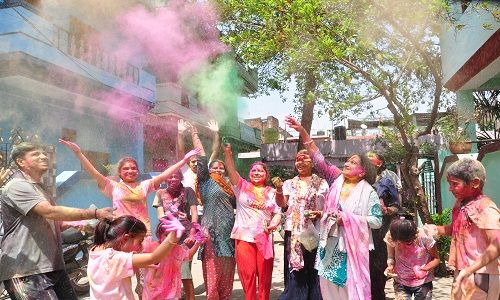 Sanskardhani celebrates Festival of Colours peacefully