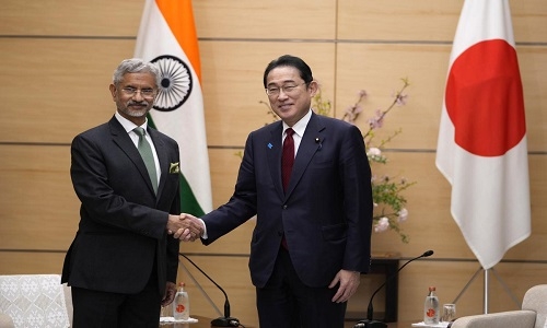 Jaishankar meets  Japan’s PM