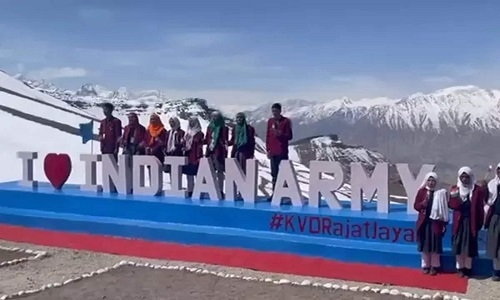 Indian Army unveils selfie point