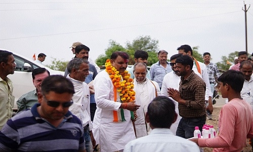 Cong candidate Dinesh Yadav 