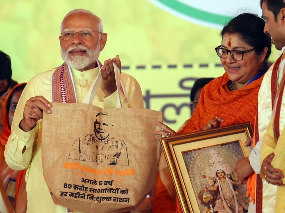 Prime Minister Narendra Modi with chatterjee