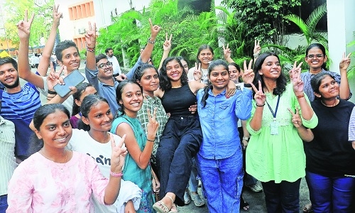 Ngp divn retains 8th