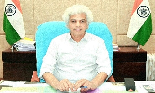 Action against illegal fee hike