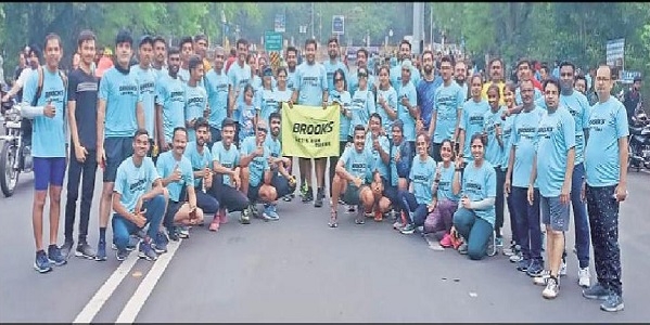 Brooks' run to promote health evokes good response - Vimarsana News
