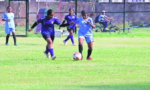 Gunjan's brace in Squadron victory - The Hitavada - Vimarsana News