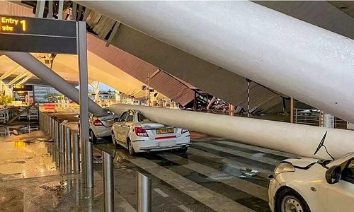 Heavy rains lead to Delhi airport 