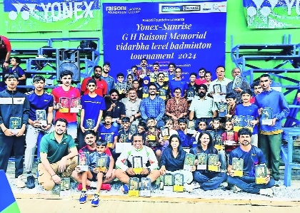 Double crowns for Nehal