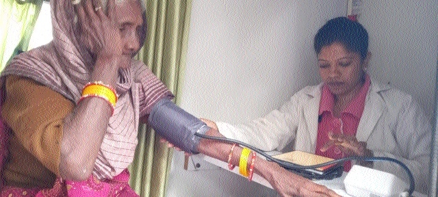 People get medical benefits at Dai Didi Clinic