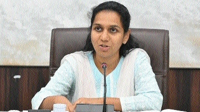 Dhamtari Collector Namrata Gandhi 