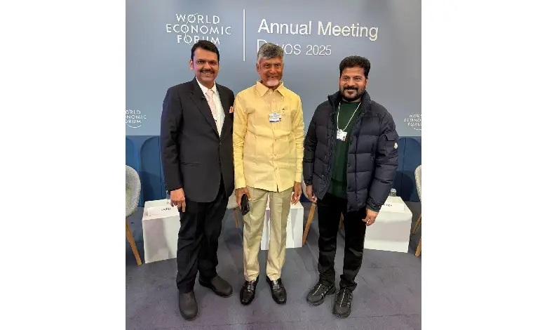 Chief Minister fadnavis and  tamilnaidu