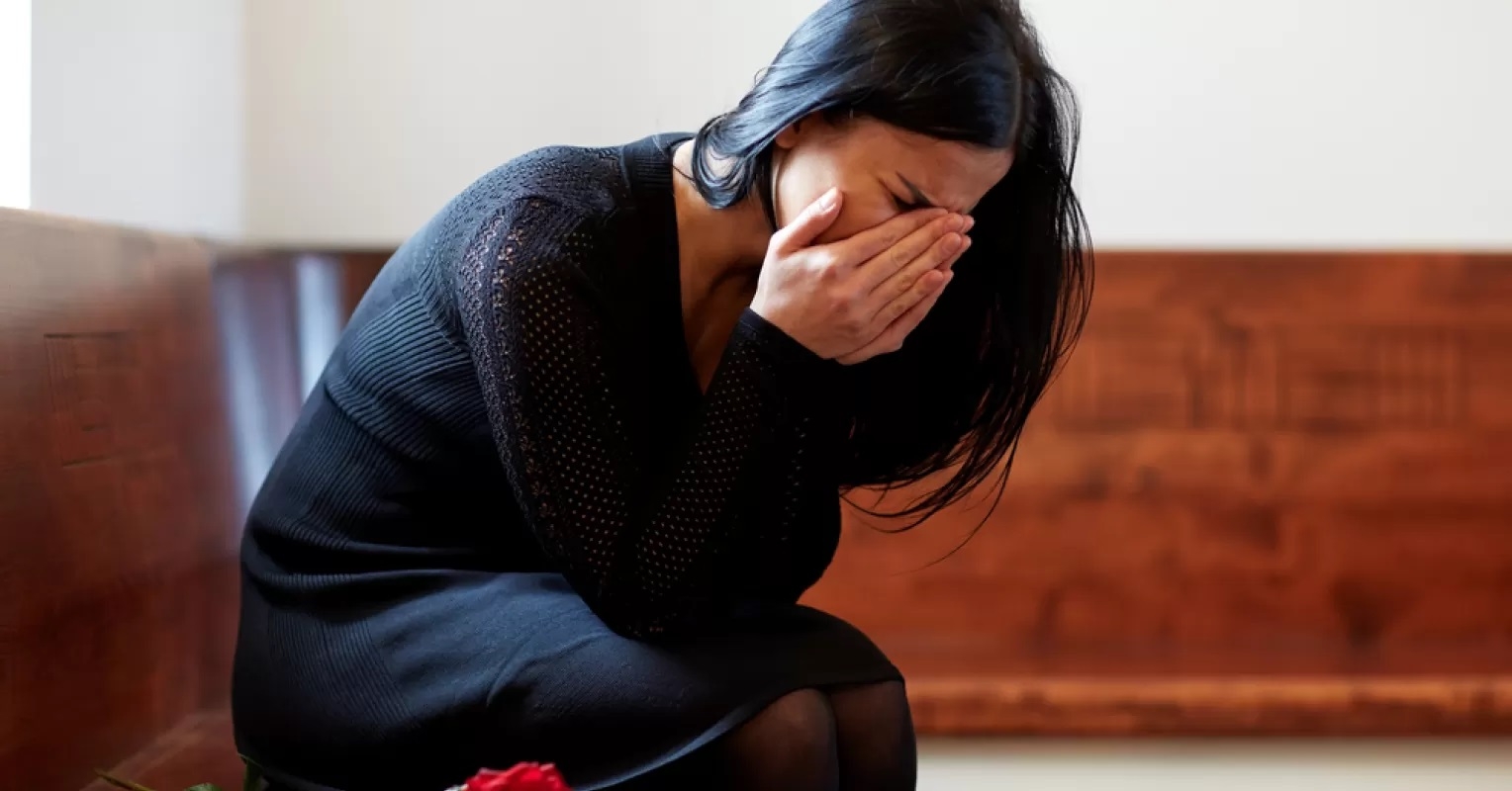 Teenage girl commits suicide