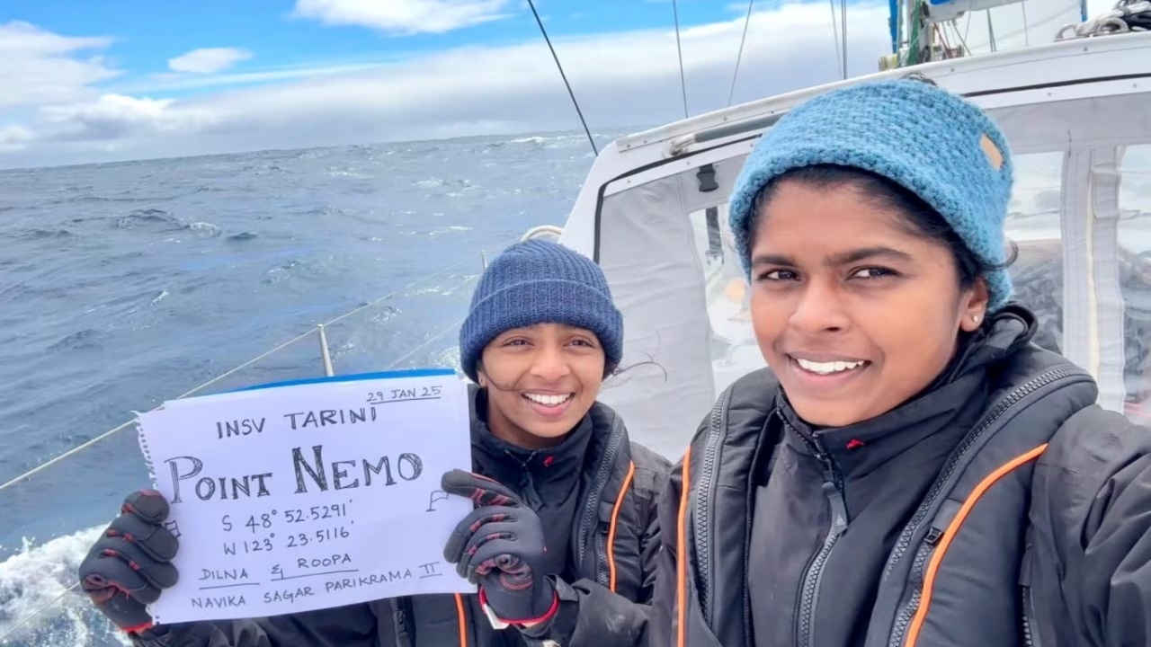 INSV Tarini with 2 women crew crosses