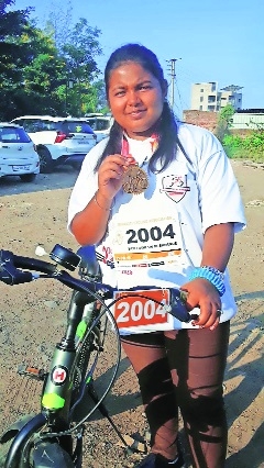Sayali excels in Vid-level cycling