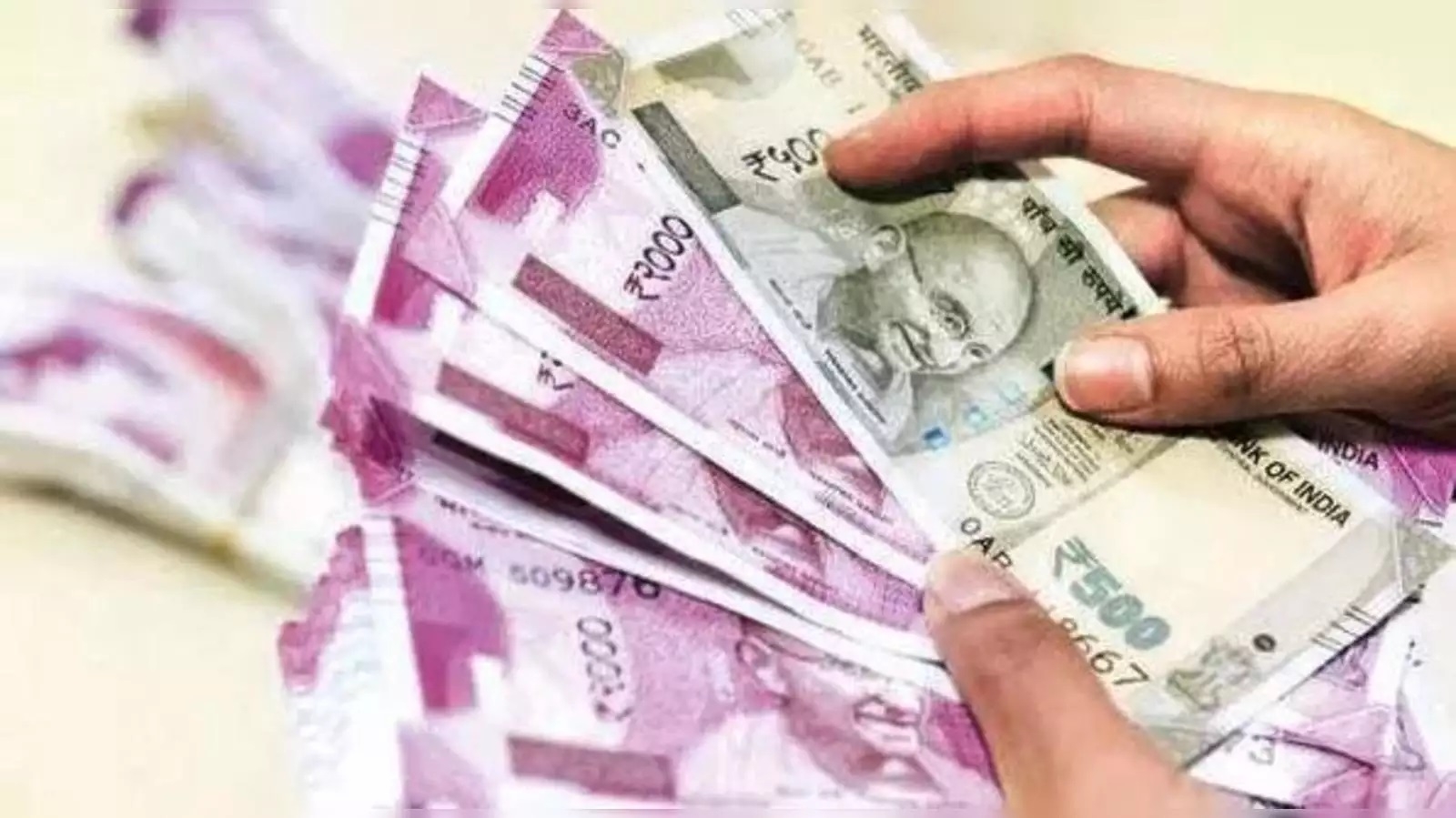 uncovers Rs 500 cr fraud