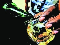 Open bars in city create nuisance people suffer