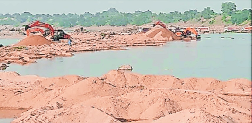Sand mafia creates artificial shortage