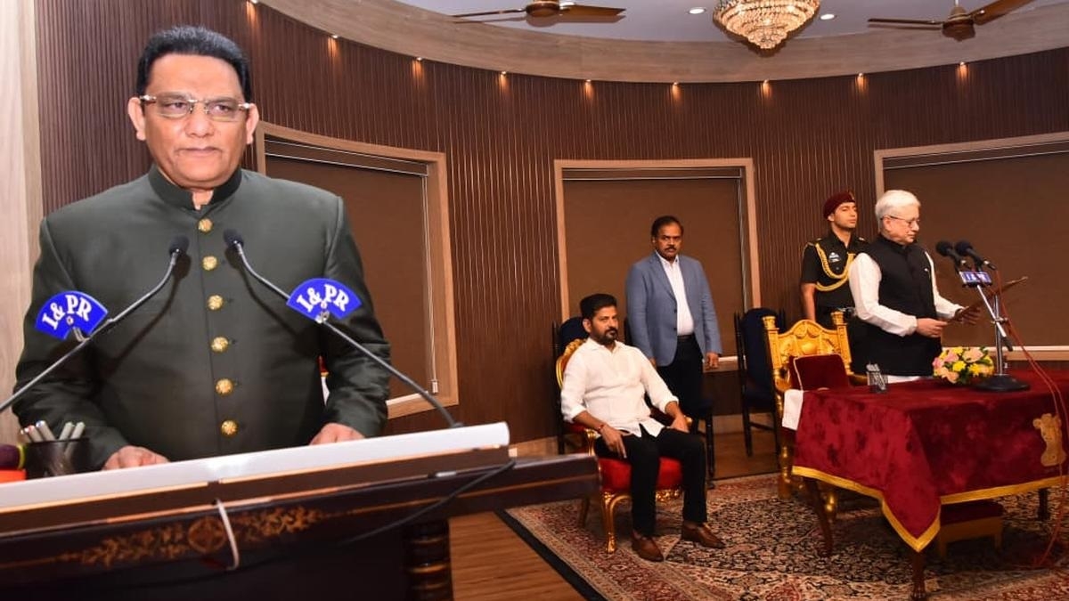Azharuddin sworn in as minister in Telangana