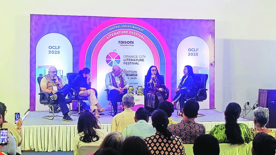 Ila Arun Bharat Dabholkar Padamsee Sharon