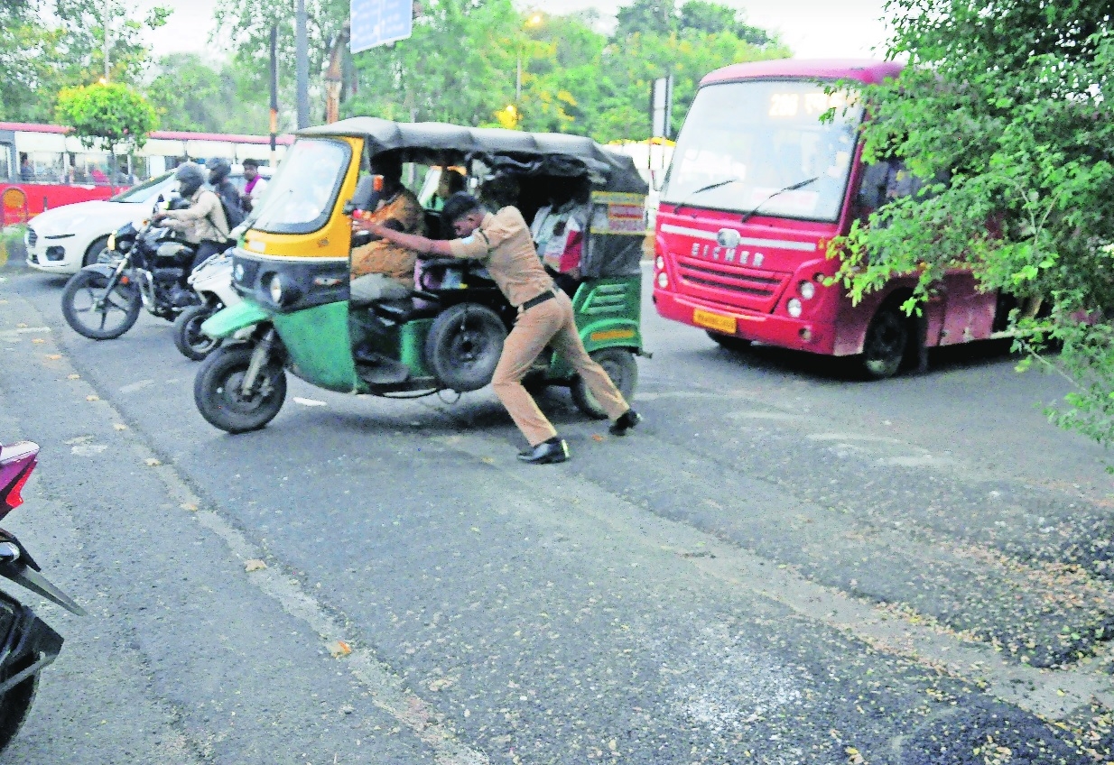 Owing to the big speed bumps installed near both ends of the Adivasi Shaheed Gowari Flyover