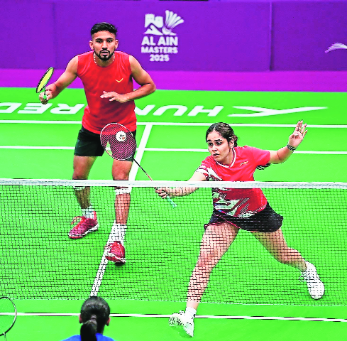 Ritika-Nitin stuns top