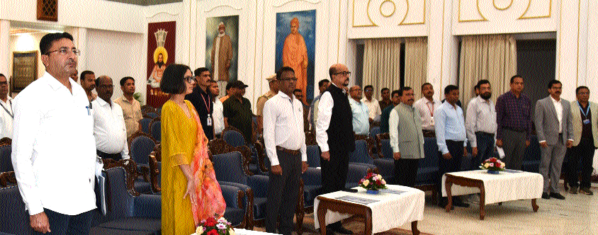 Raj Bhavan celebrates