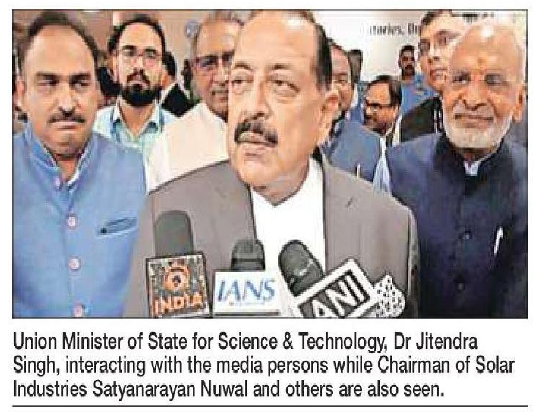 dr jitendra singh with satyanarayan nuwal