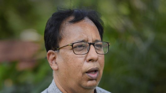 Facing repeated defeats, Oppn finds flaws with EVMs, SIR: BJP MP in LS