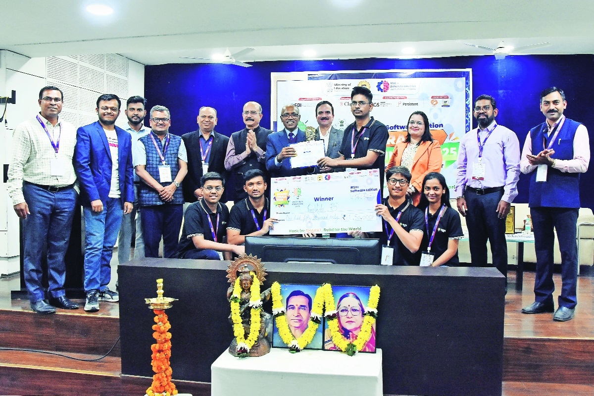 Smart India Hackathon  held at G H Raisoni College