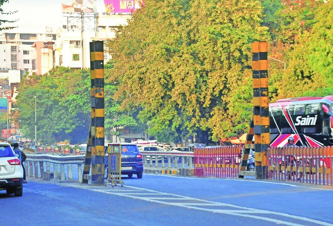 Reinstallation of height barriers