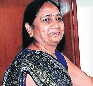 Dr Asha Juwarkar