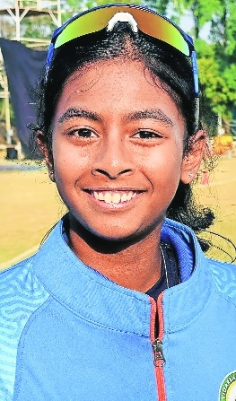 Vid lose despite Aryas fighting half century