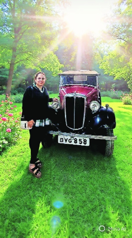 Shapurjis 4 generations 