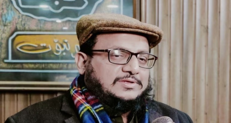 Talha Saeed as boss