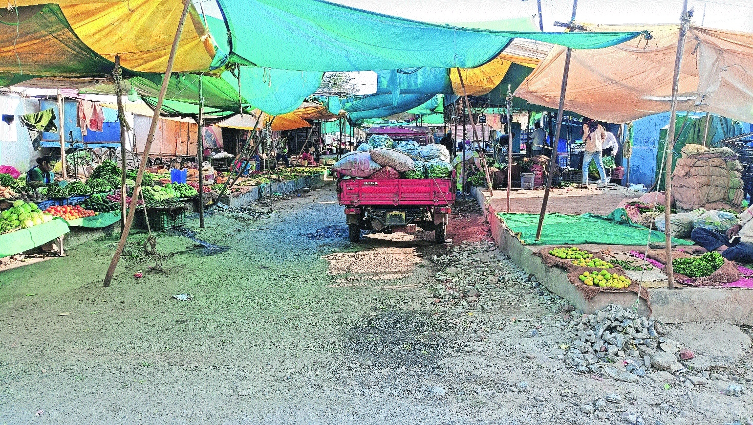 Sanichara Bazar located near Kamal Chowk