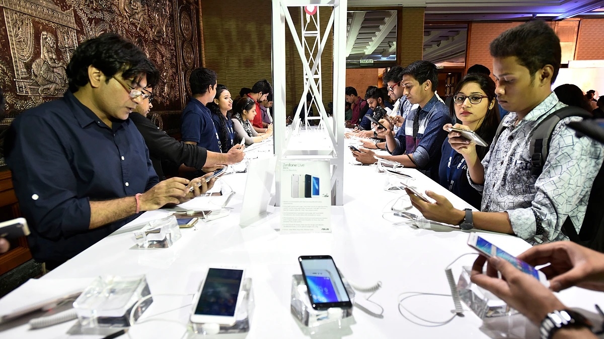 Indias smartphone export to US triples 