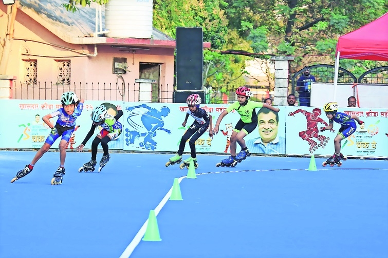 Mrunmayee Sameer win skating golds