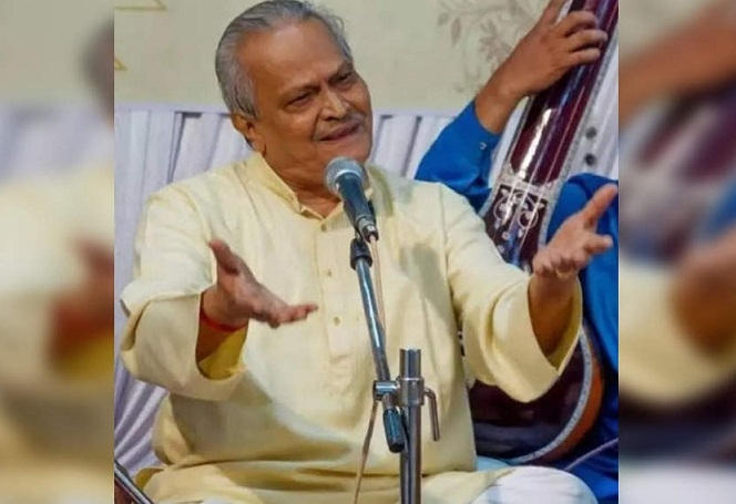 vocalist Prabhakar Karekar