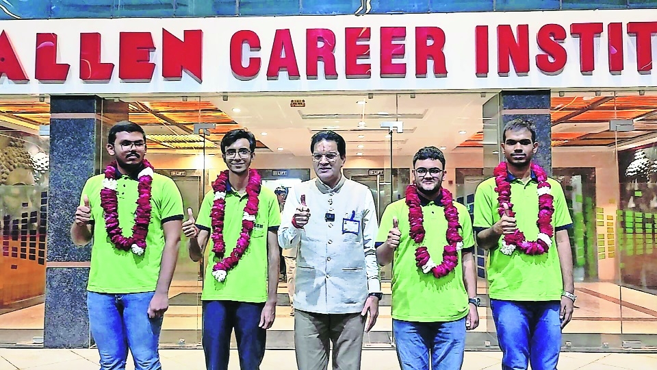 5 ALLEN students achieve 100 NTA score  