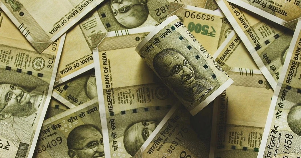 2 held in Rs 850 crore ponzi scheme case
