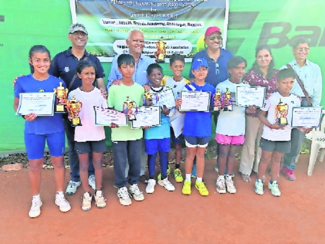 Nandankar-Aland wins doubles title