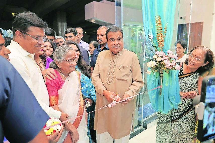 Gadkari inaugurates Ajits 