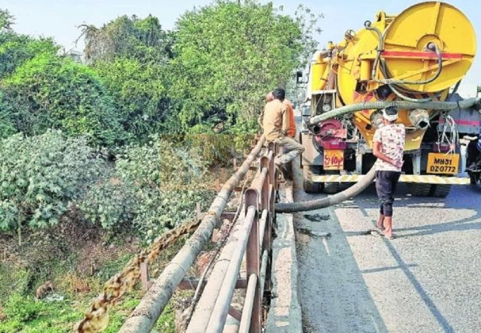  dumping sewage in Pohra river