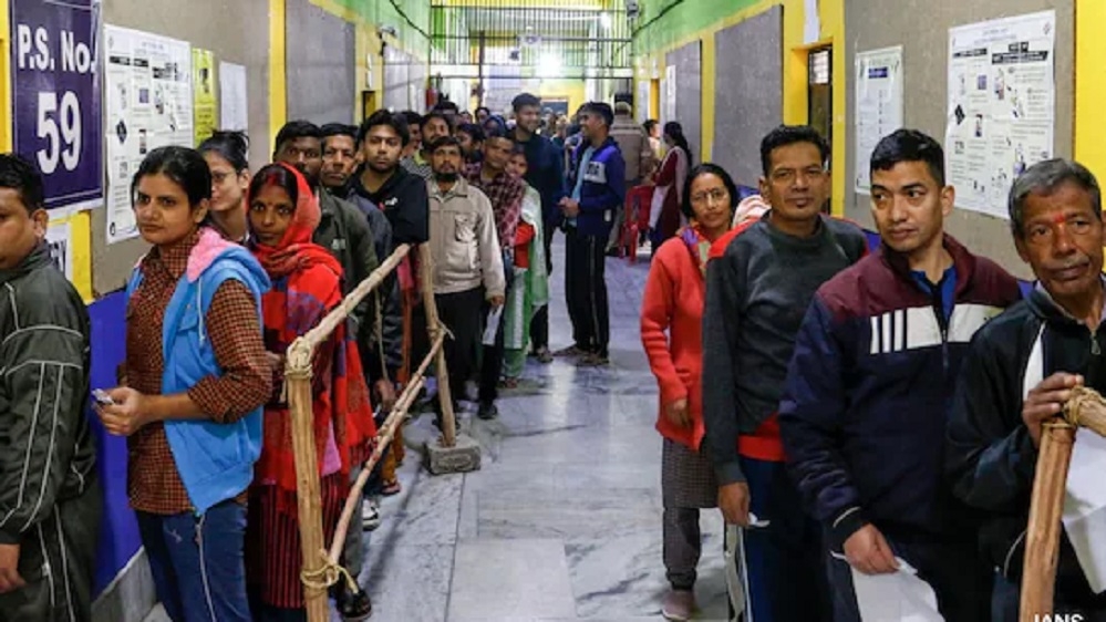 Delhi records             voter turnout