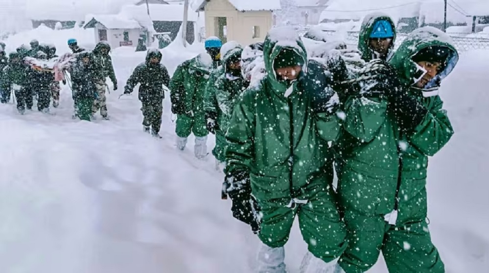 25 still trapped in UKhand