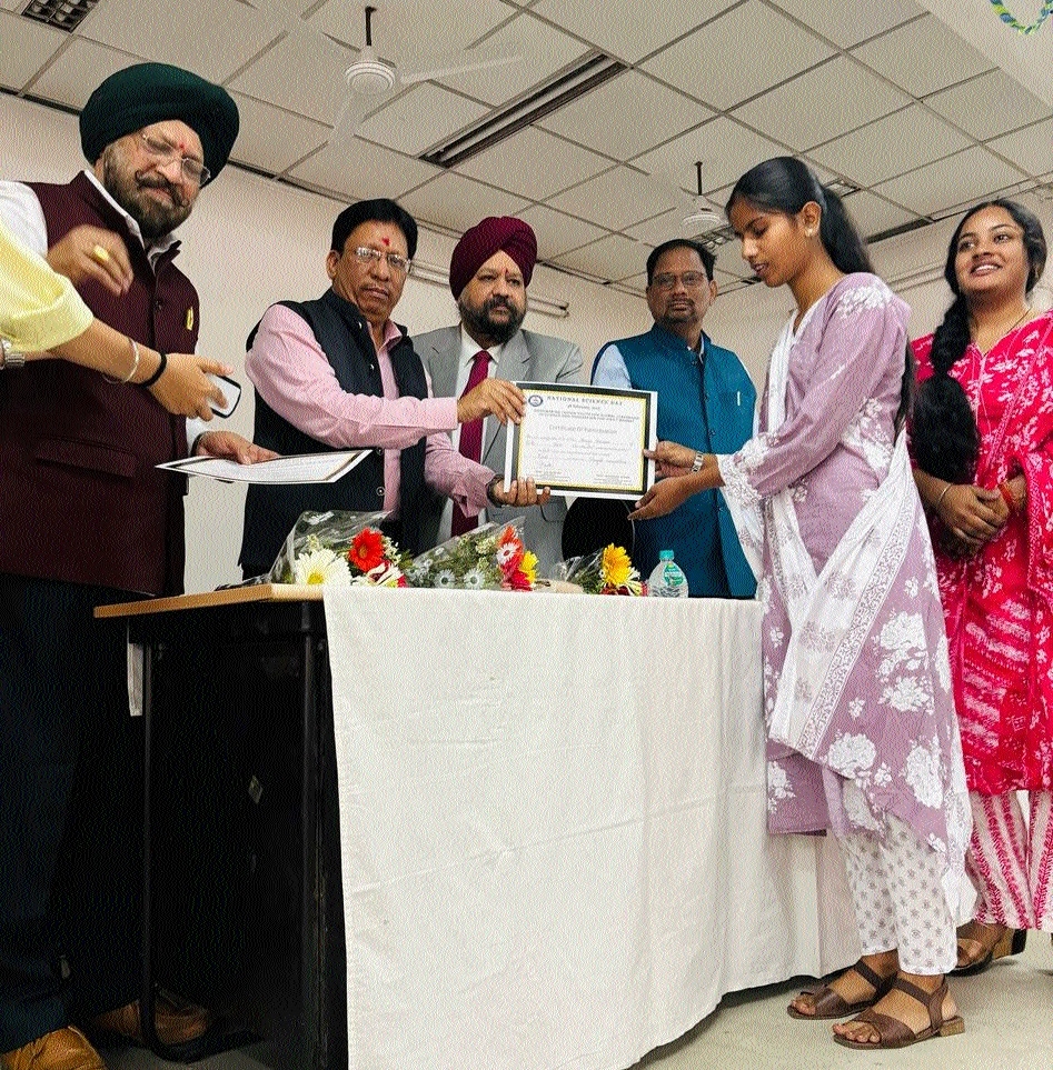 Enthusiastic celebrations of National Science Day