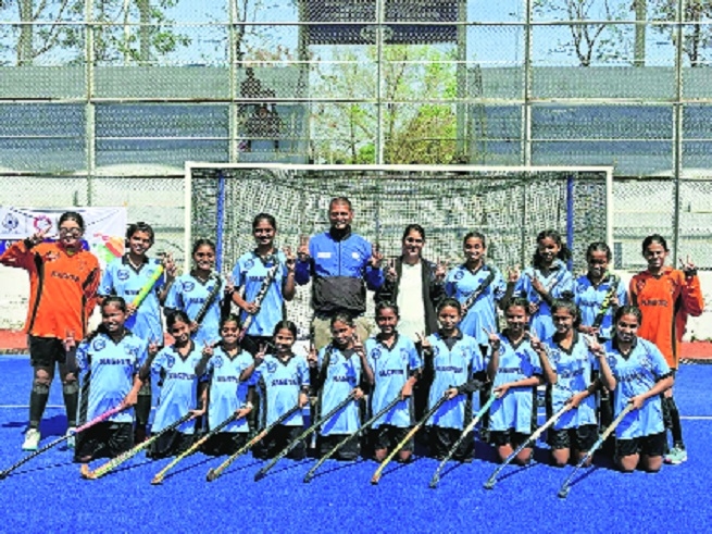 Nagpur girls pip Thane enter final